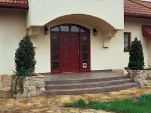 Выбор входных дверей